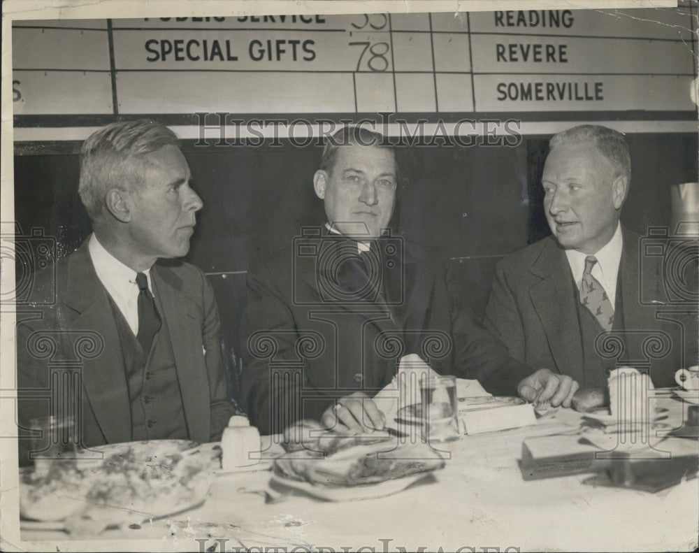 1944 Press Photo Uniter War Fun Lunch,FC Gray,HA Laughlin &amp; Archbishop Cushing - Historic Images