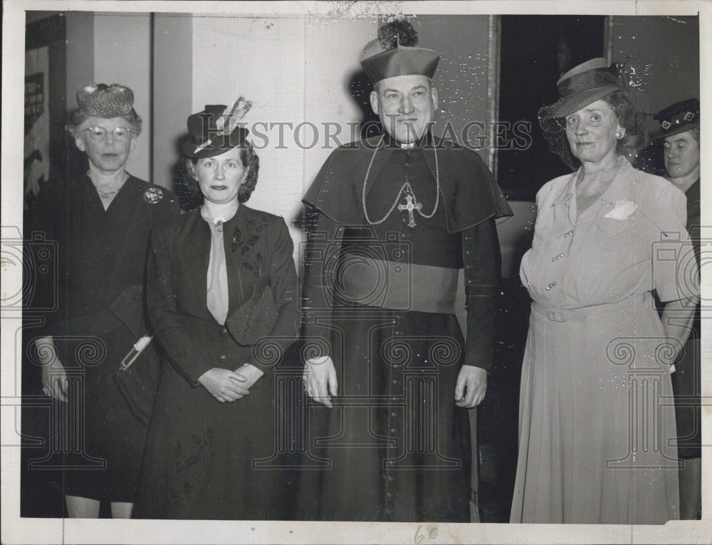 1946 Press Photo Archbishop Cushing, Teachers College,  Barry, McGuiggan, Larson - Historic Images