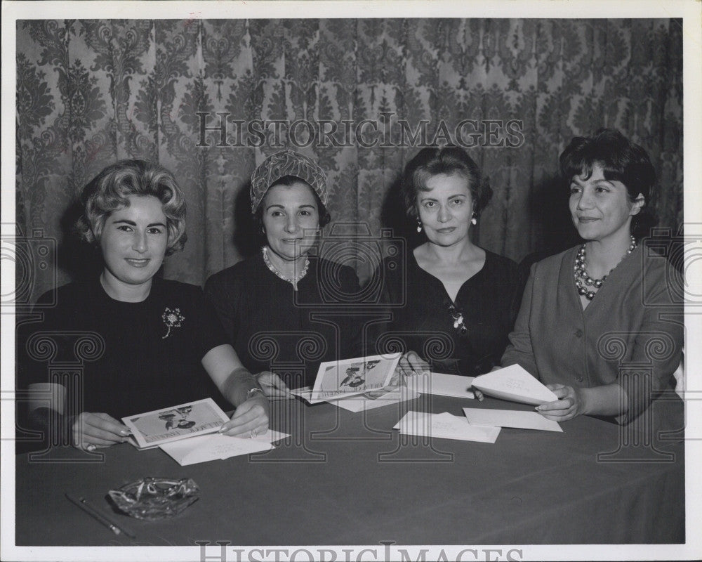 1961 Press Photo Mass. socialites Rose Cioppa, Lena Carbone, Dorothea Vollono - Historic Images