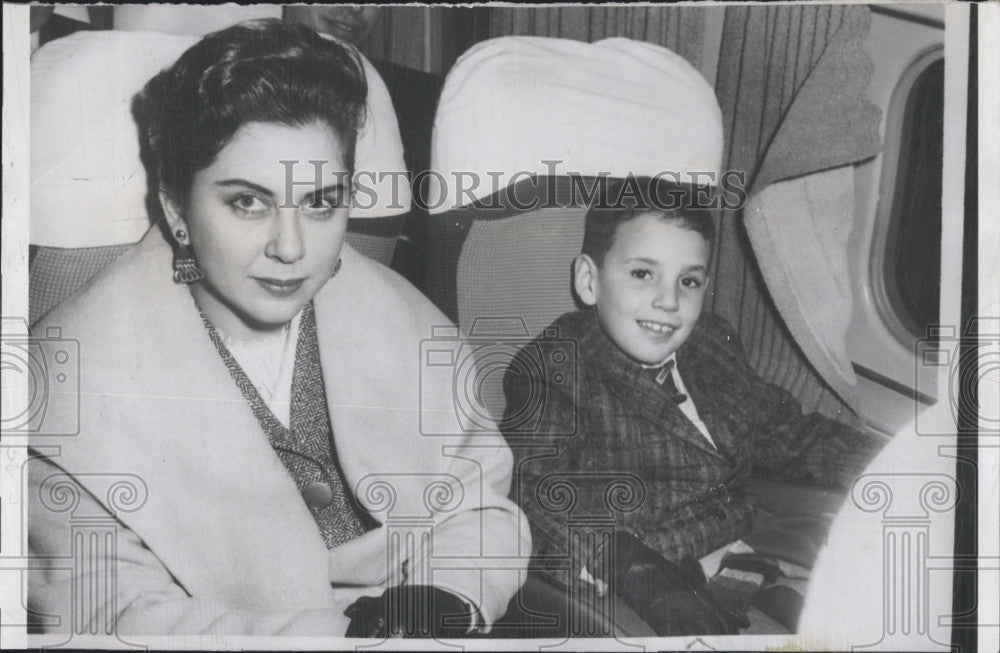 1959 Press Photo Fidel Castro Jr &amp; aunt Sylvia glennon - Historic Images