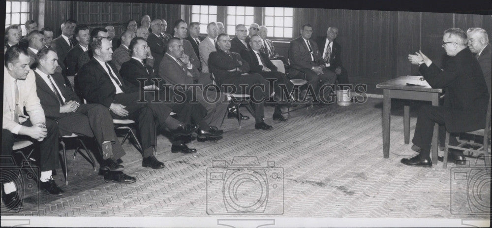 1963 Press Photo Father Thomas Carroll &quot;blind priest with 20-20 vision&quot; - Historic Images