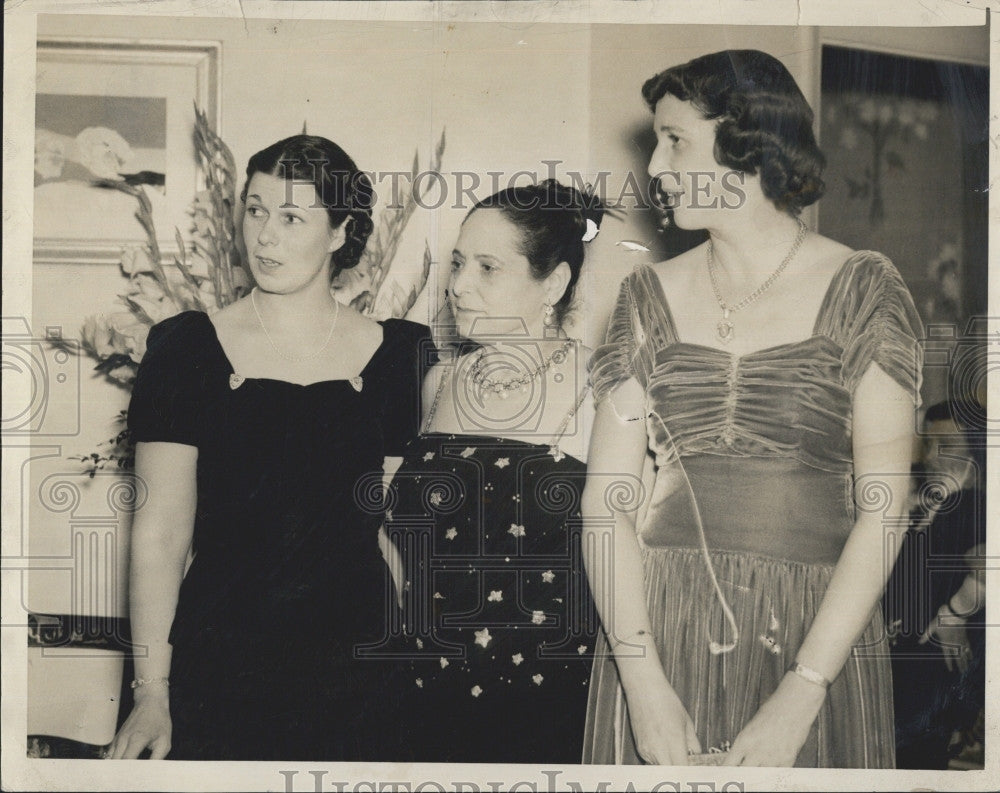 1939 Press Photo Mrs G. Pearson,Helena Rubinstein,Mrs C Draper - Historic Images