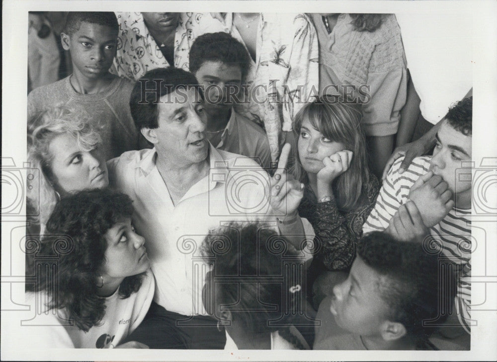 1986 Press Photo David Toma in &quot;The Drug Knot&quot; - Historic Images