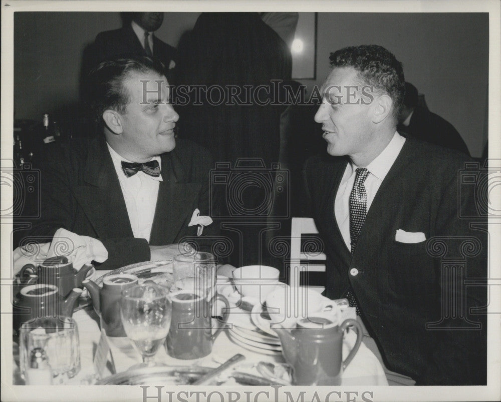 1948 Press Photo Game Show Host John Reed KIng And Radio Star Sherman Feller - Historic Images