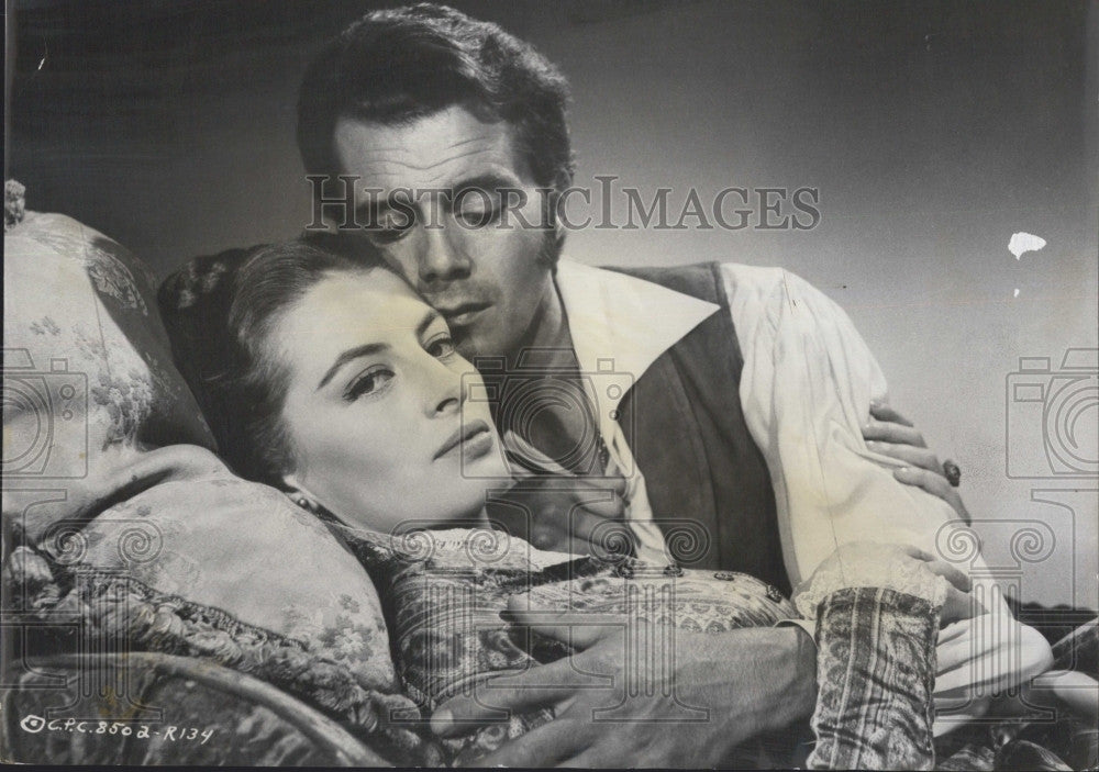 1960 Press Photo Actress Renee Capucine In &quot;2 Col Drama&quot; - Historic Images