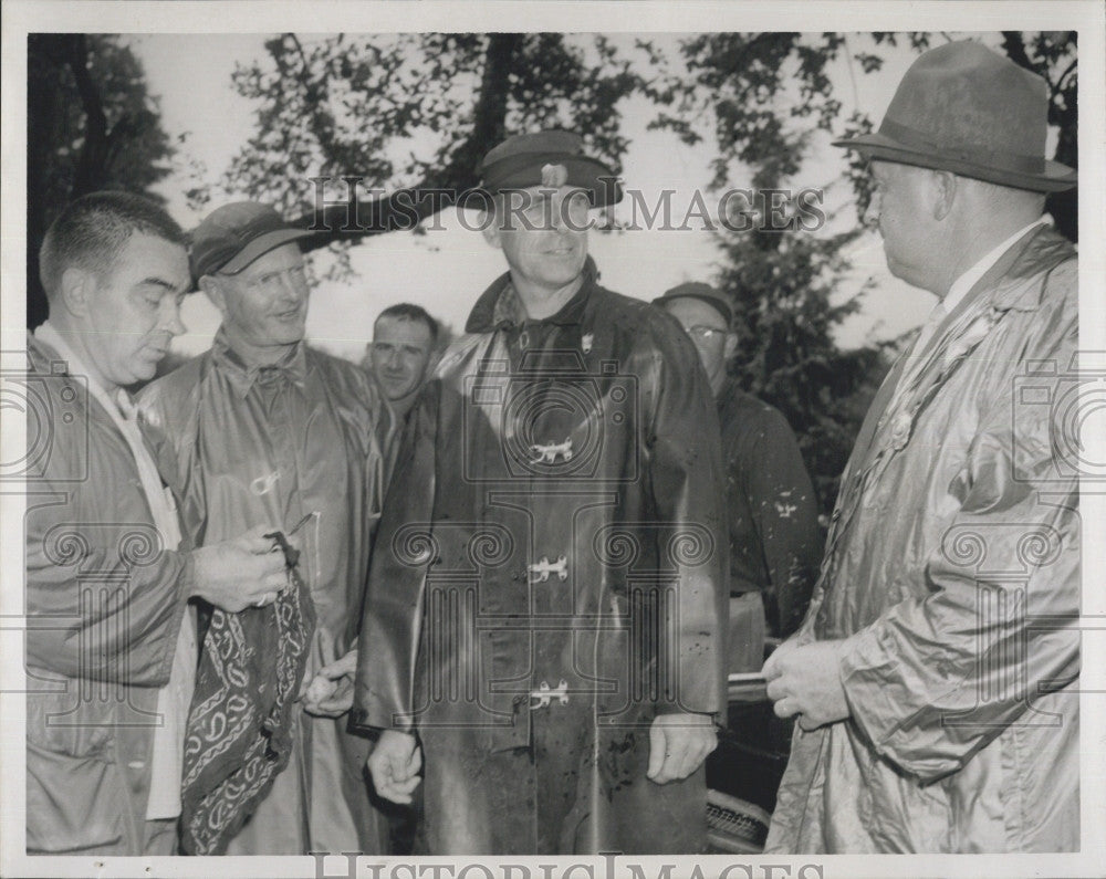 1959 Press Photo Sheriff Geo Sampson, Dep. Martin Lindon, Edw. Ahearn - Historic Images