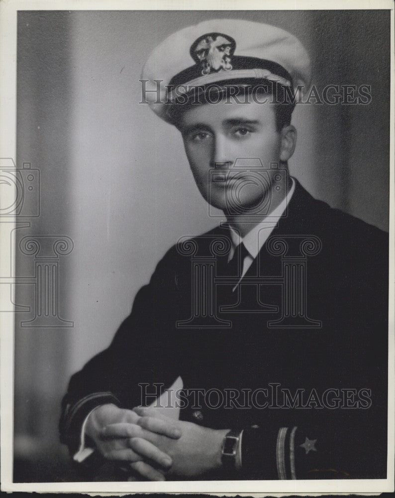 1943 Press Photo Chauncey Depew Steele Jr.,former Mgr. of hotel Continental Camb - Historic Images