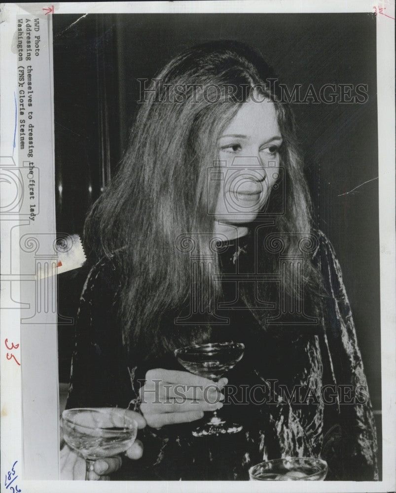 1977 Press Photo First Lady Gloria Steinem In Washington - Historic Images