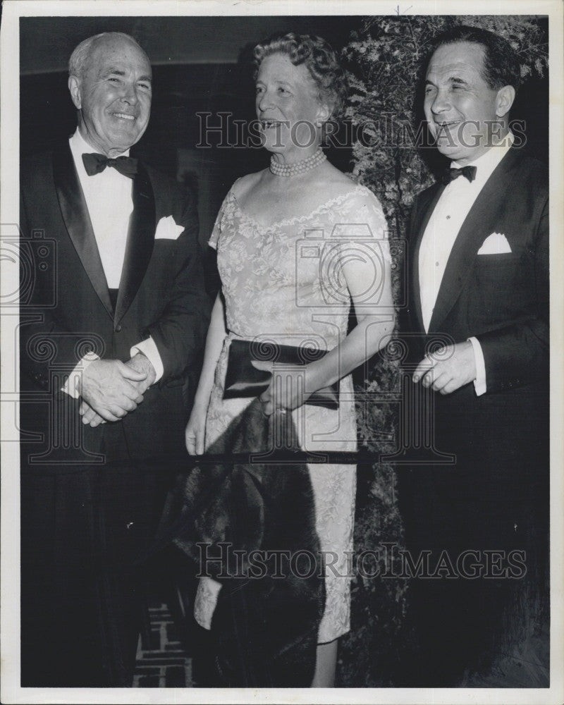 1973 Press Photo Colonel Perry Smith, Mrs John Nightingale &amp; Ruby Newman - Historic Images