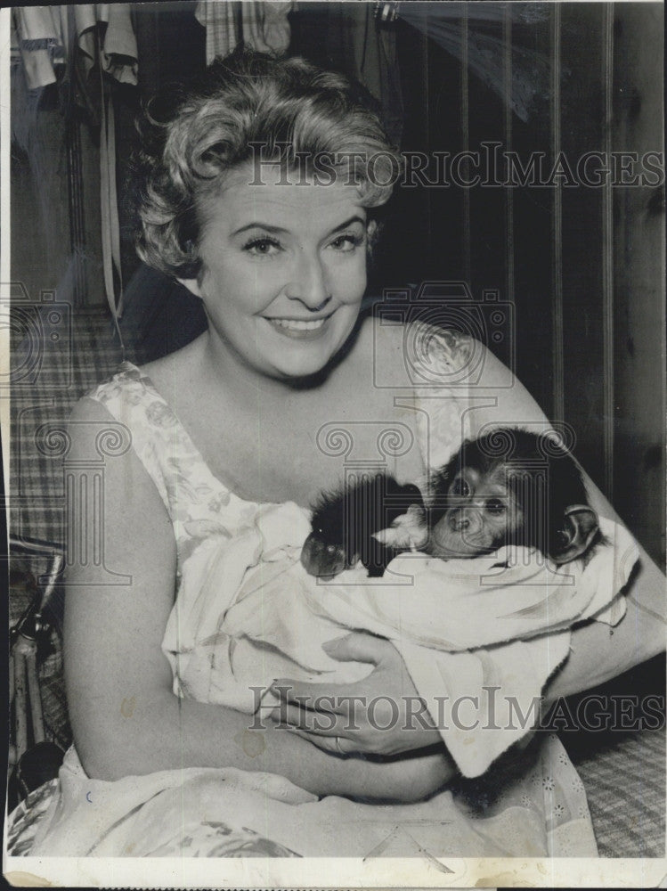 1961 Press Photo Actress Peggy Cass - Historic Images