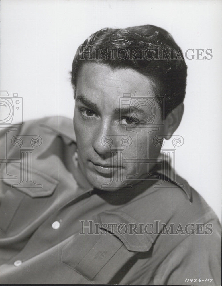 1948 Press Photo Wally Cassell, Actor in &quot;Saigon&quot; - Historic Images