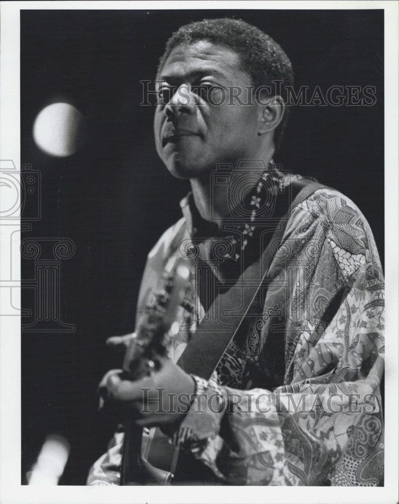 1991 Press Photo Guitarist Vincent Nguini Paul Simon Band - Historic Images