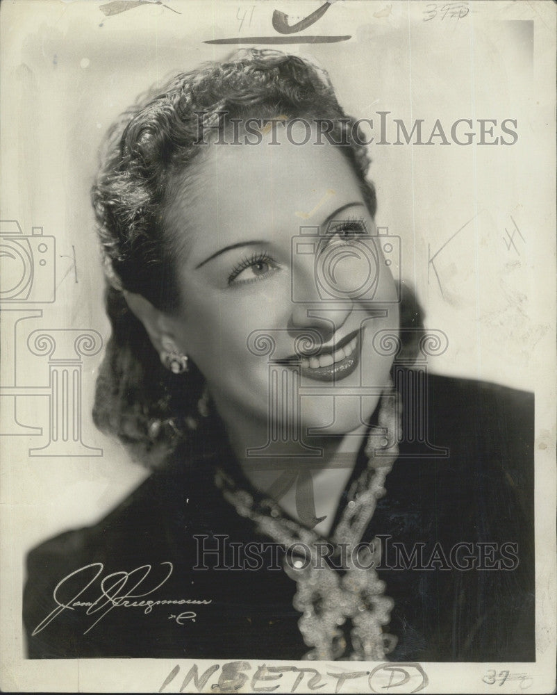 1943 Press Photo Singer, Flo Nickerson at Rio Casino performance - Historic Images