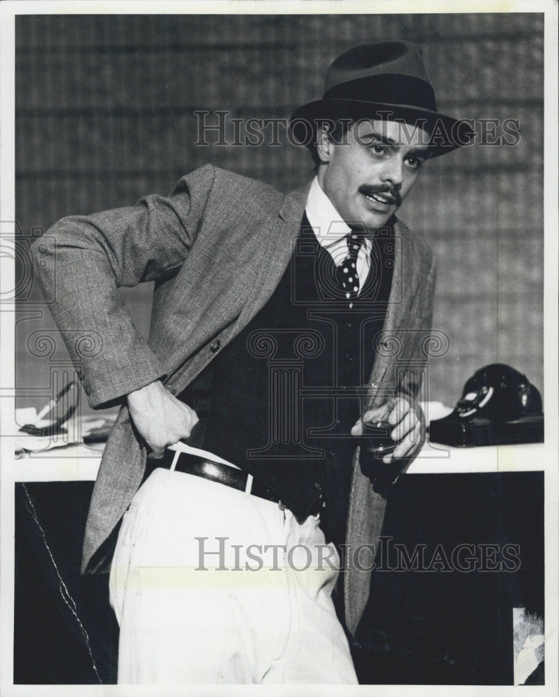 1975 Press Photo actor Christopher Gay in &quot;The Advance Man&quot; - Historic Images