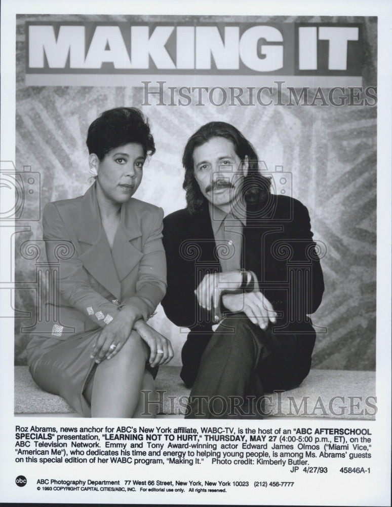 1993 Press Photo Roz Abrams NBC News Anchor New York Actor Edward James Olmos - Historic Images