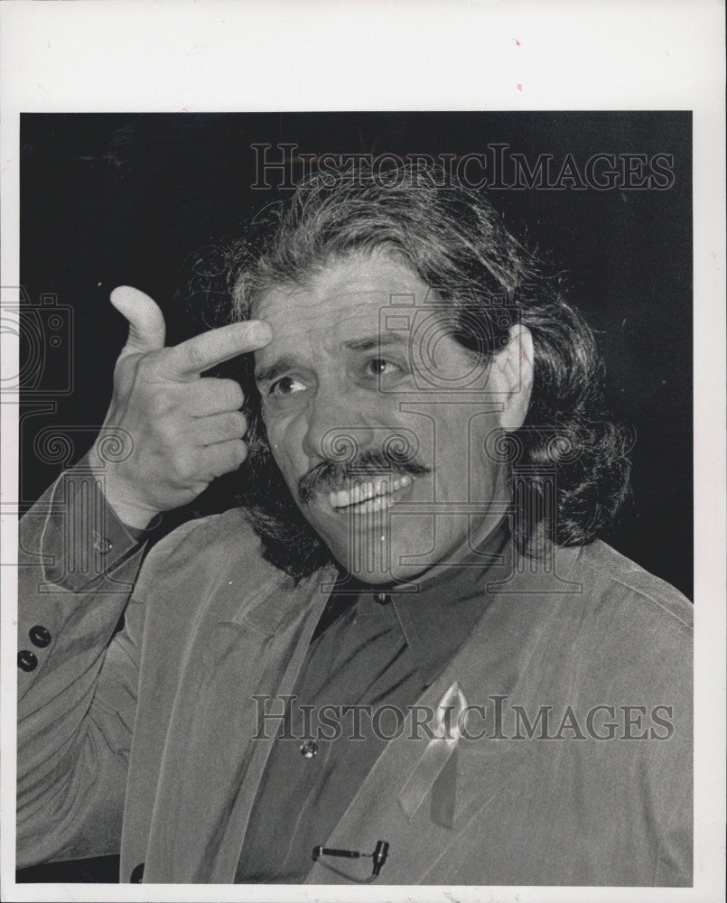 1992 Press Photo Actor Edward James Olmos - Historic Images