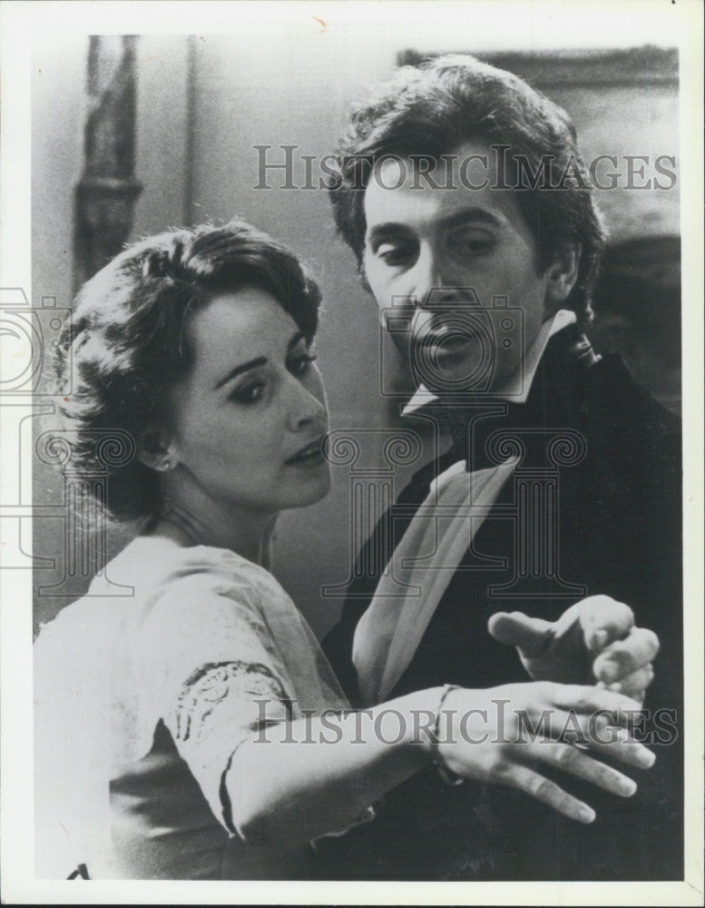 1984 Press Photo Actress Kate Nelligan in &quot;Dracula&quot; - Historic Images