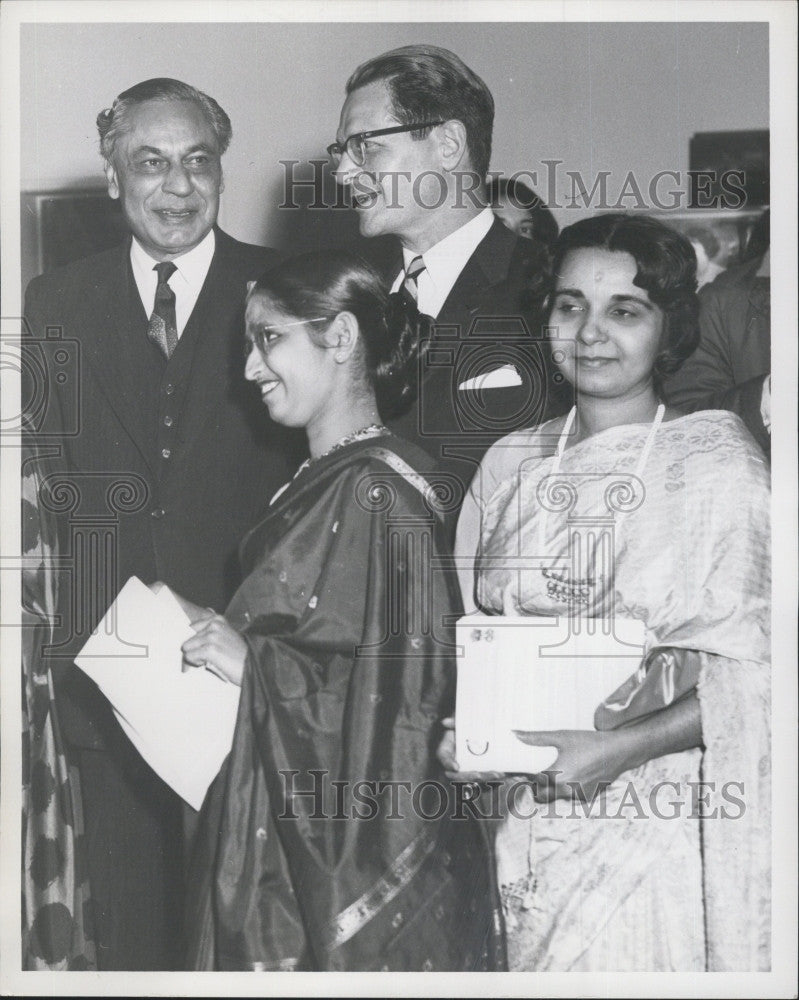 1963 Press Photo Ambassador B.K.Nehru &amp; Elliot Richardson - Historic Images