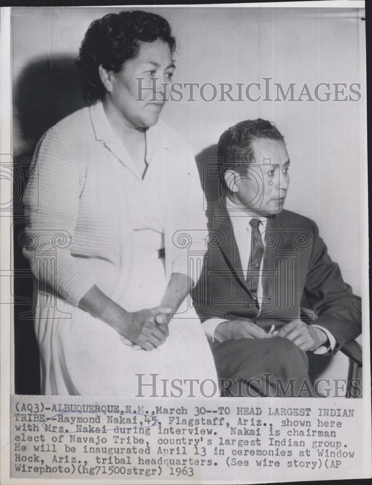 1963 Press Photo Raymond Nakai Chairman Select of Navajo Tribe Mrs Nakai - Historic Images