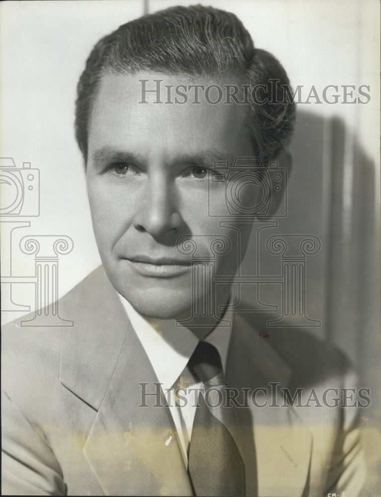 1946 Press Photo Hollywood Producer Frank Ross &quot;The Robe&quot; - Historic Images