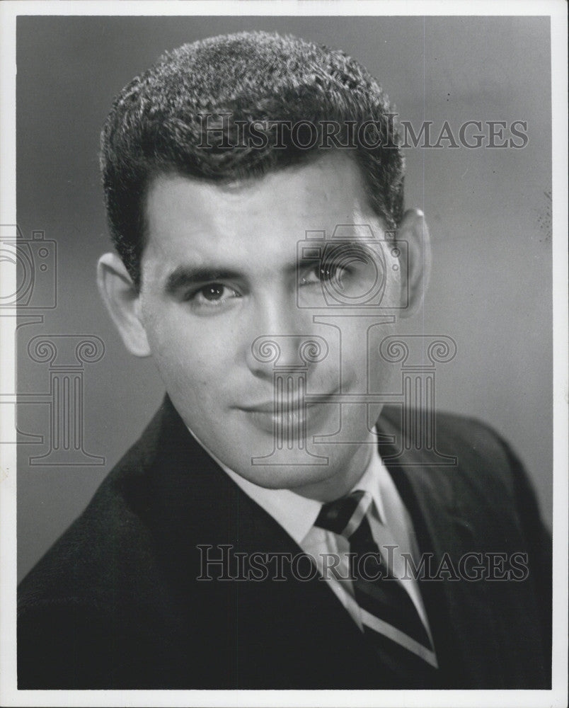 1960 Press Photo Actor Guy Rotondo - Historic Images