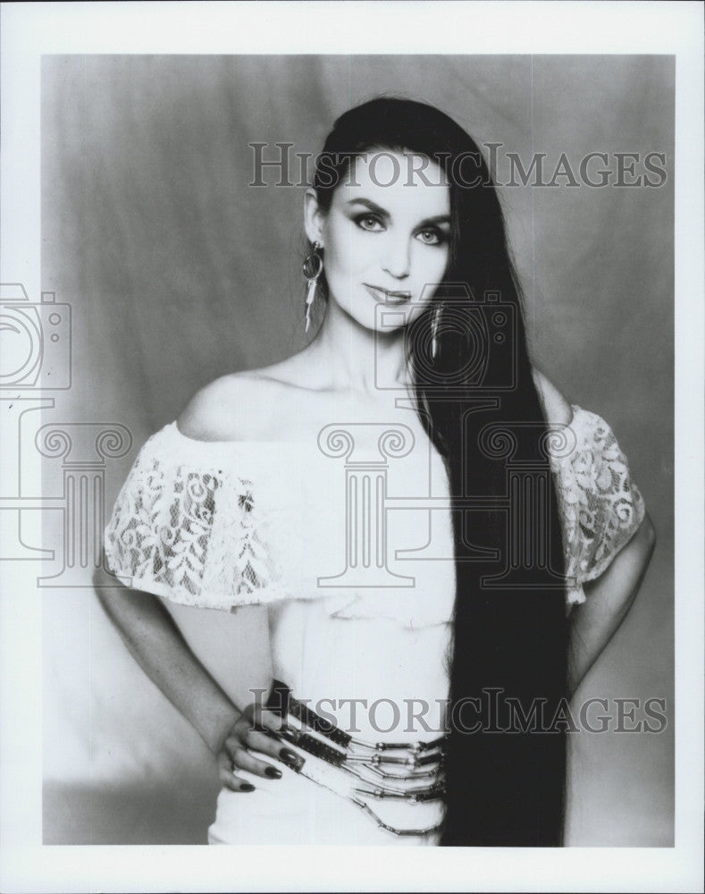 Press Photo Singer Crystal Gayle - Historic Images