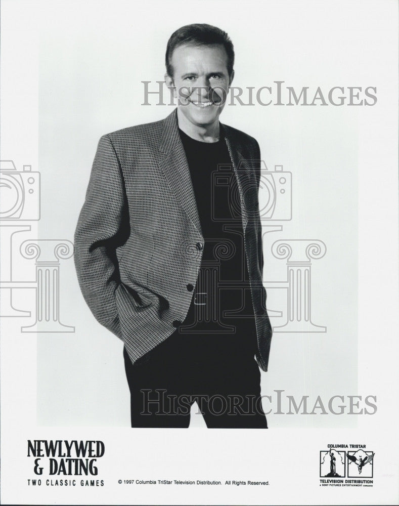 1997 Press Photo Host of &quot;Newlywed &amp; Dating Two Classic Games&quot; - Historic Images