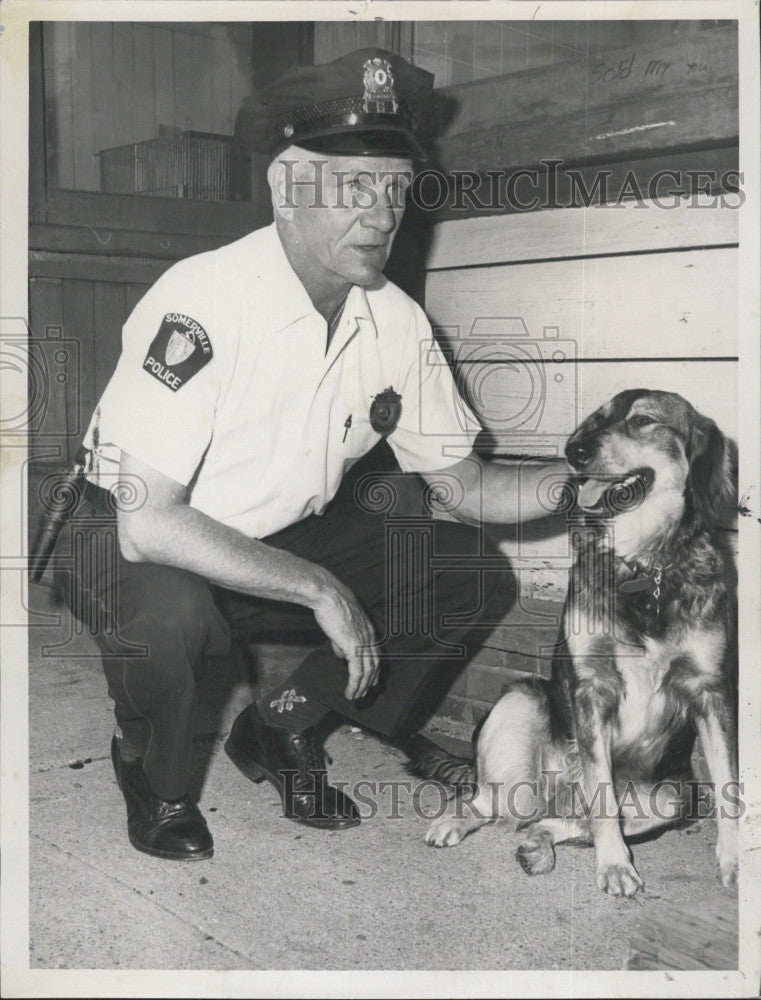 1965 Press Photo Somerville, Mass police HL Coffey and his dog - Historic Images