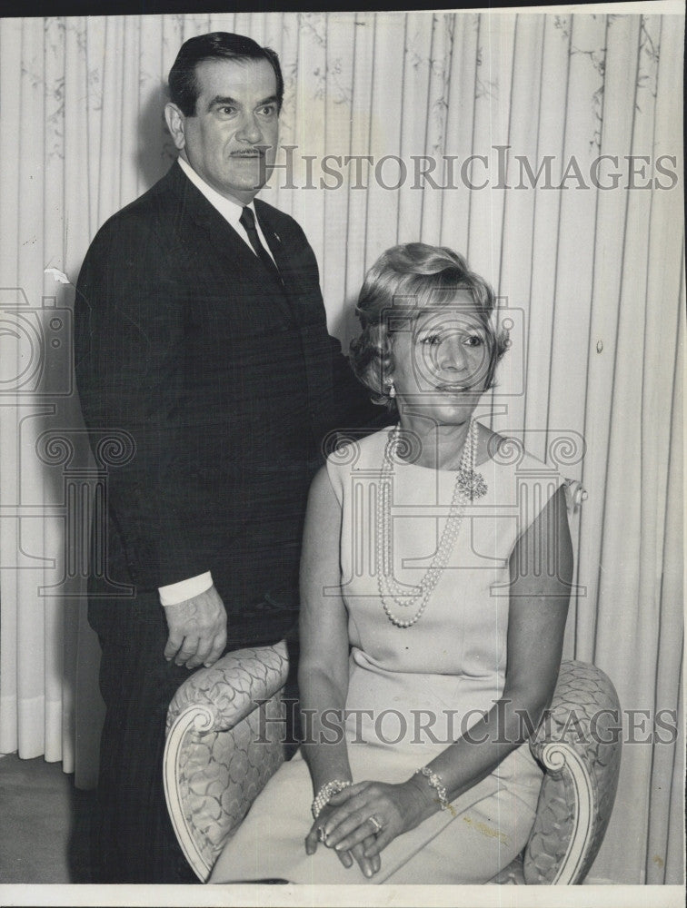 1965 Press Photo Mr &amp; Mrs Ollie Cohen of 9th Annual Ambassador&#39;s Ball - Historic Images