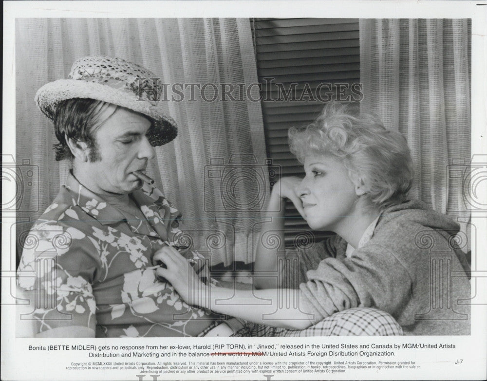 1982 Press Photo Rip Torn &amp; Bette Midler Star In Film &quot;Jinxed&quot; - Historic Images