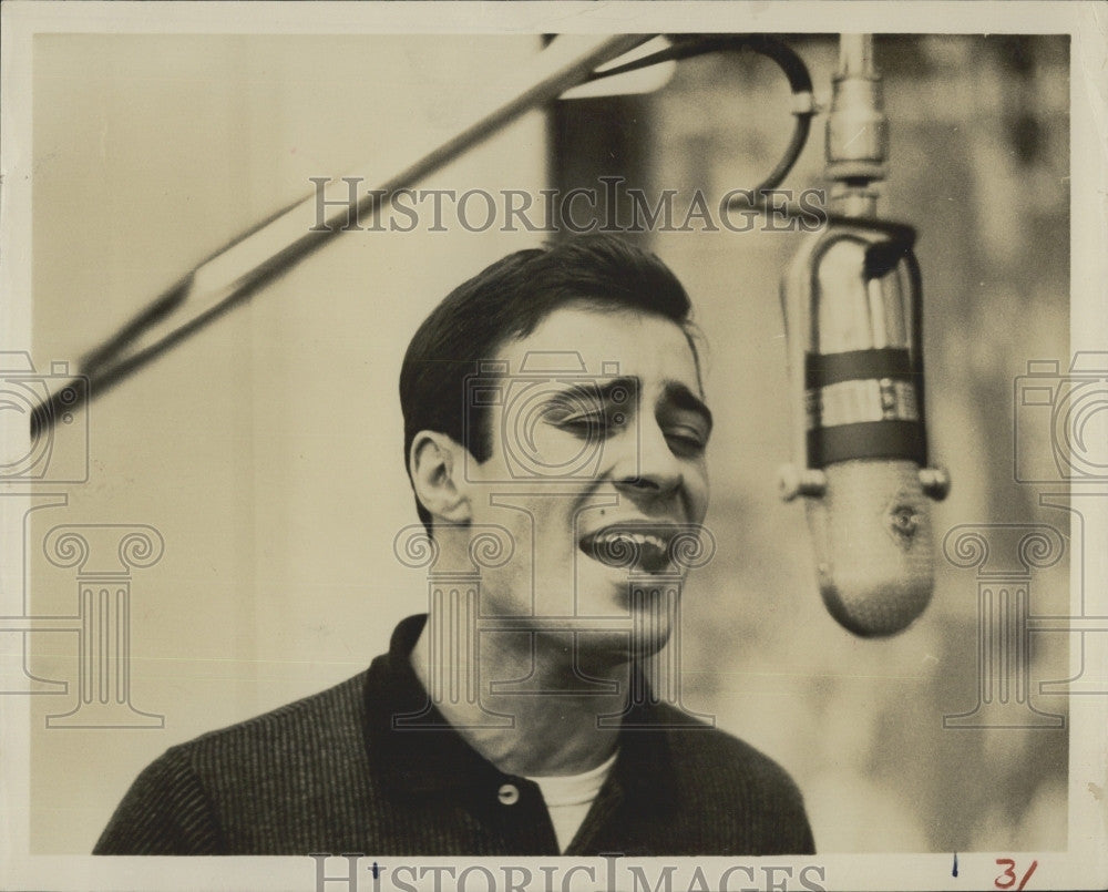 1950 Press Photo Singer Musician Johnny Pace - Historic Images