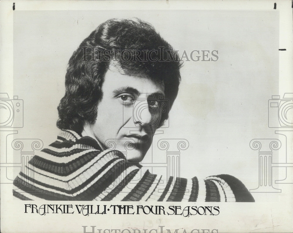 1975 Press Photo singer Frankie Valli of &quot;The Four Seasons&quot; - Historic Images