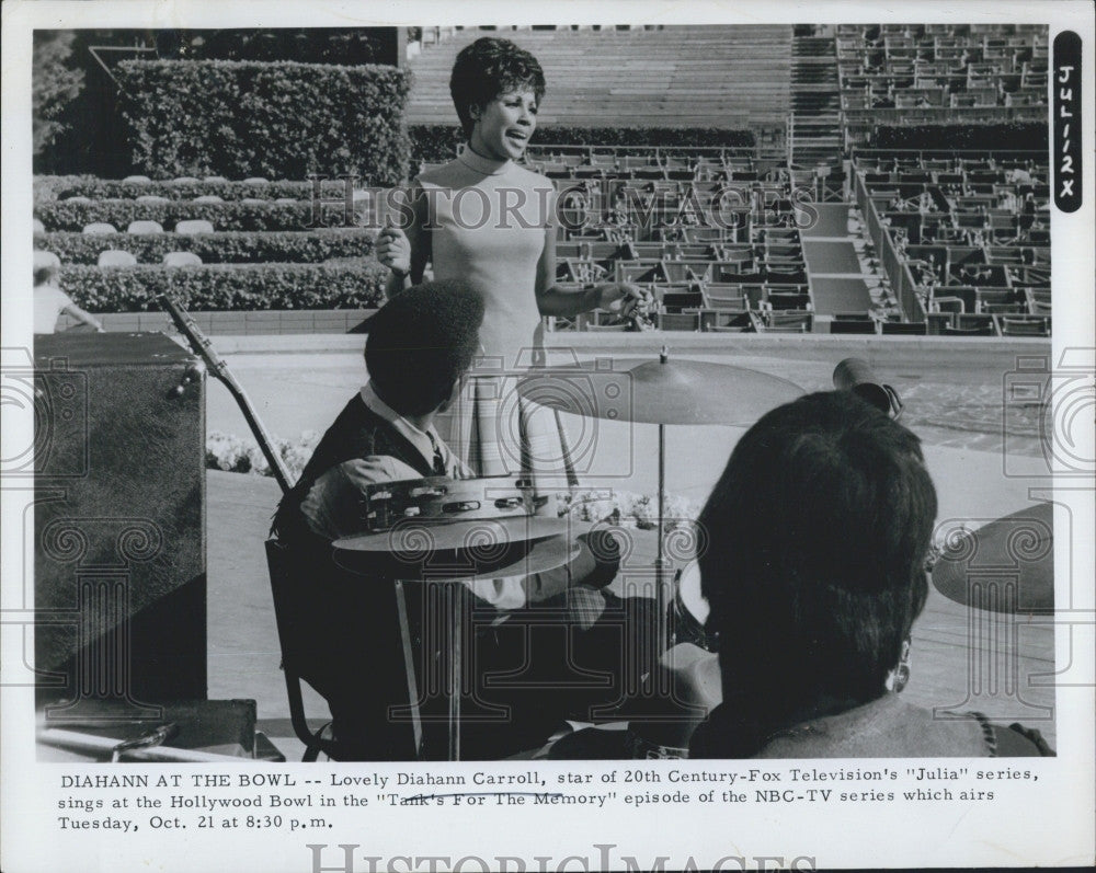 1970 Press Photo Actress Diahann Carroll NBC TV &quot;Julia&quot; - Historic Images