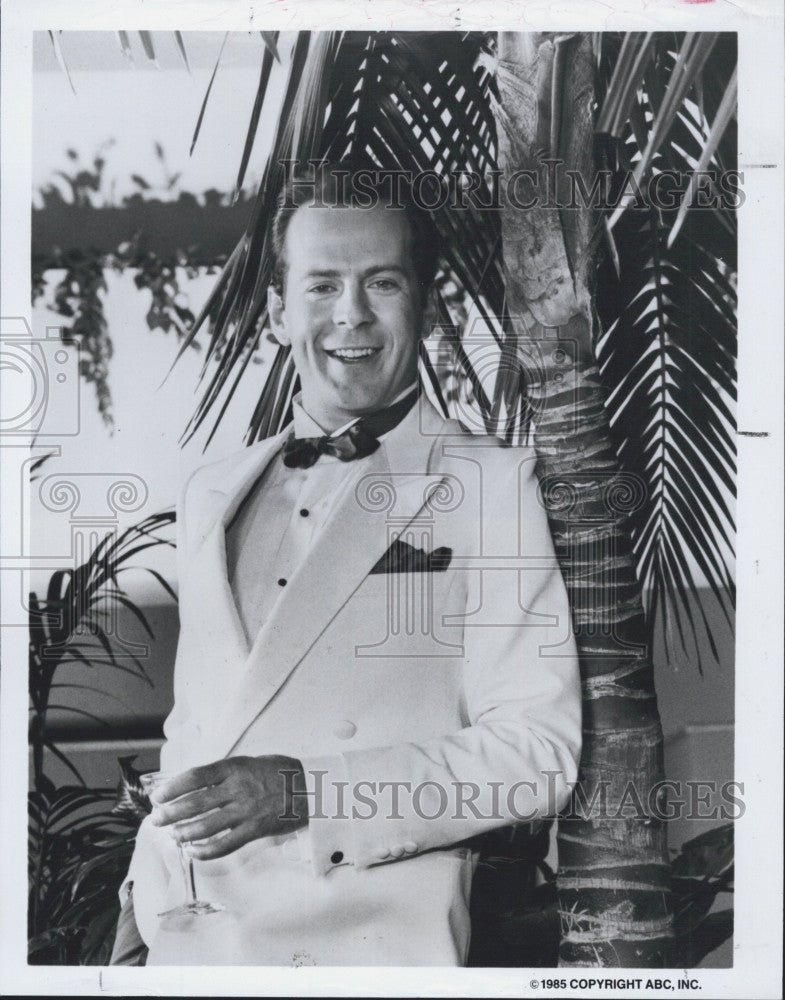 1986 Press Photo Bruce Willis in &quot;Moonlighting&quot; - Historic Images