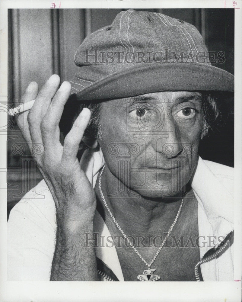 1974 Press Photo Actor Comedian Charlie Callas - Historic Images