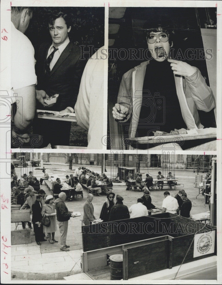 Press Photo Actors Robert Vaughn and Stephanie Powers - Historic Images