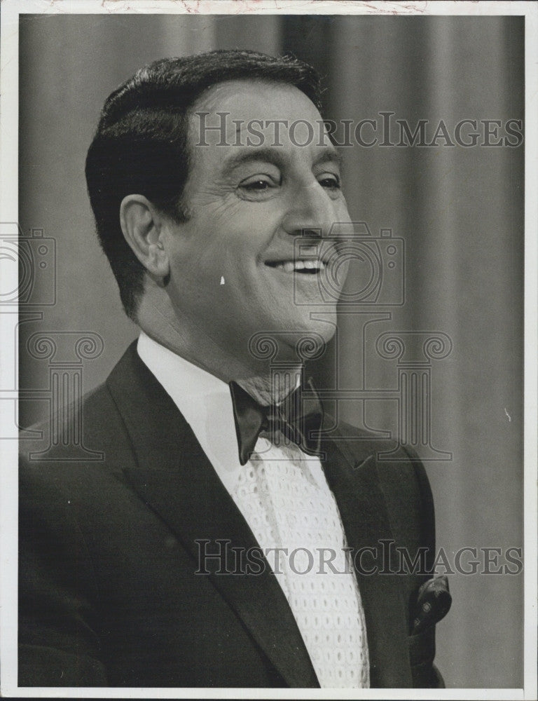 1966 Press Photo TV Personality Danny Thomas to Host &quot;The Danny Thomas Hour&quot; - Historic Images