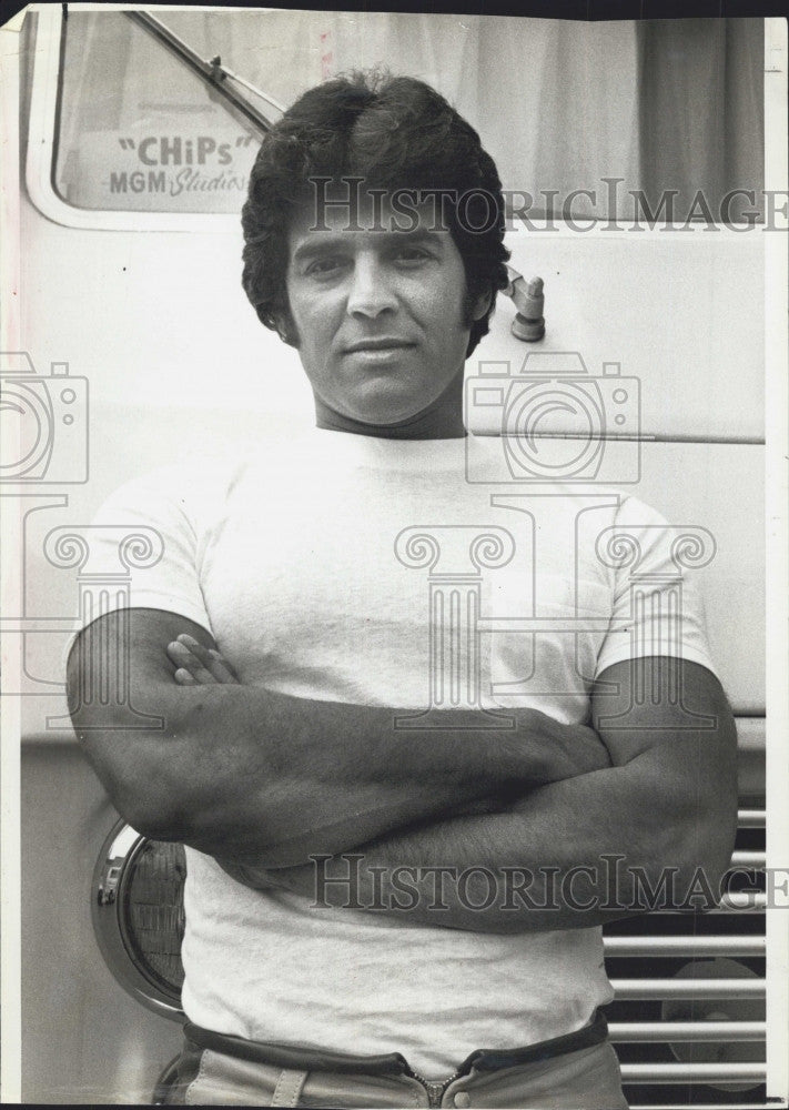 1973 Press Photo Actor Eric Estrada of &quot;CHIP&#39;s&quot; - Historic Images