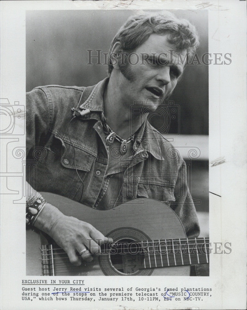 1974 Press Photo  Jerry Reed   &quot;Music Country USA&quot; - Historic Images