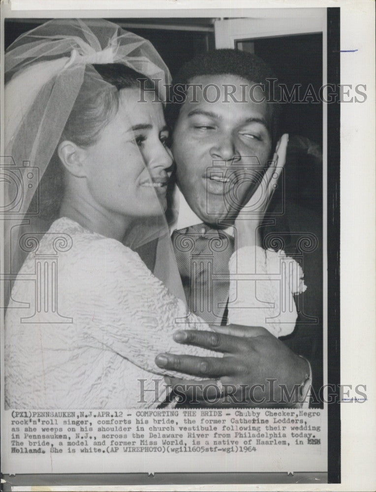 1964 Press Photo Singer Chubby Checker &amp; bride Catherine Lodders - Historic Images