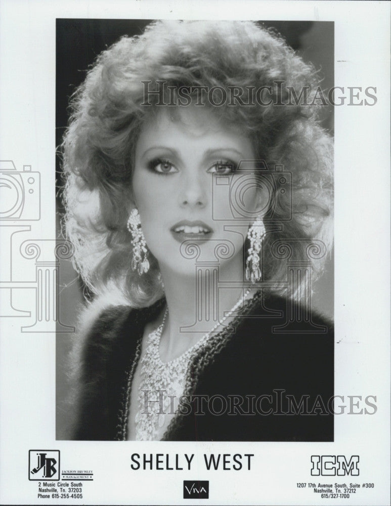 1984 Press Photo Singer Shelly West on ICM label - Historic Images