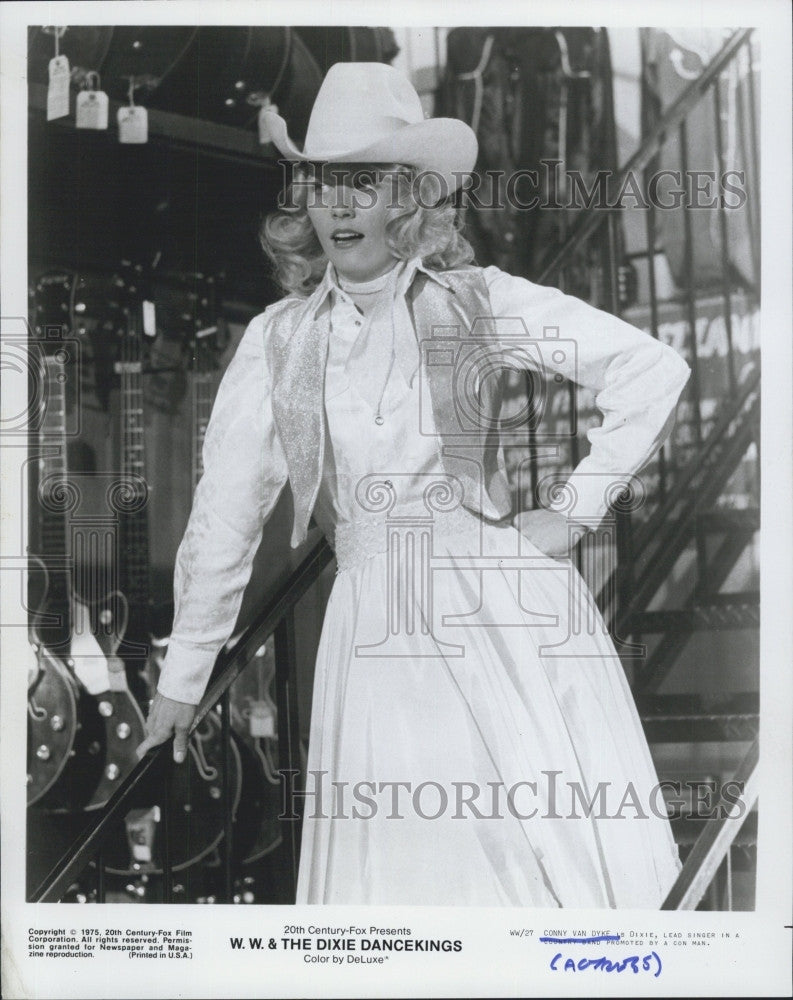 1975 Press Photo Conny Van Dyke. - Historic Images