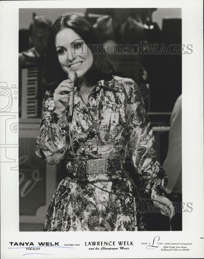 1974 Press Photo Singer, Tanya Welk  on &quot;Lawrence Welk Show&quot; - Historic Images