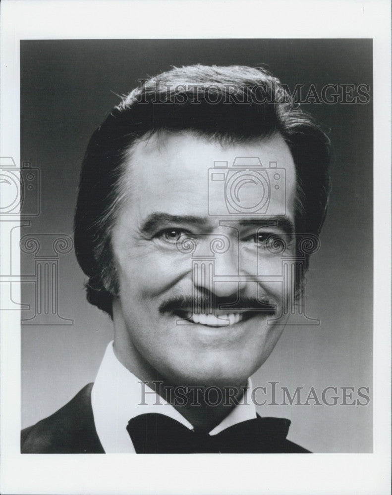 1992 Press Photo Singer Robert Goulet - Historic Images