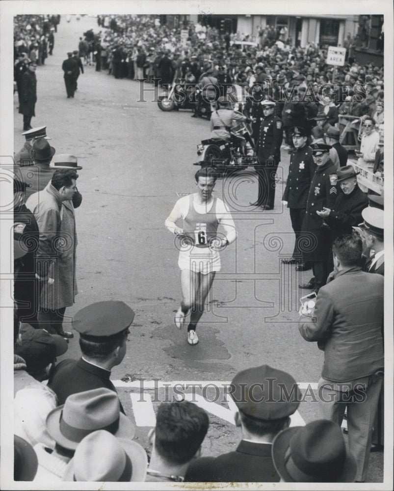 1961 Press Photo Olabi Manninen, Runner in Boston Marathon - Historic Images