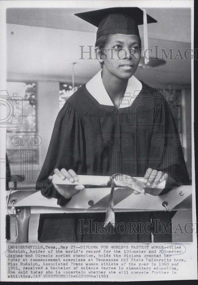 1963 Press Photo Wilma Rudolph World Record Runner Graduates Tenn A&amp;I State Univ - Historic Images