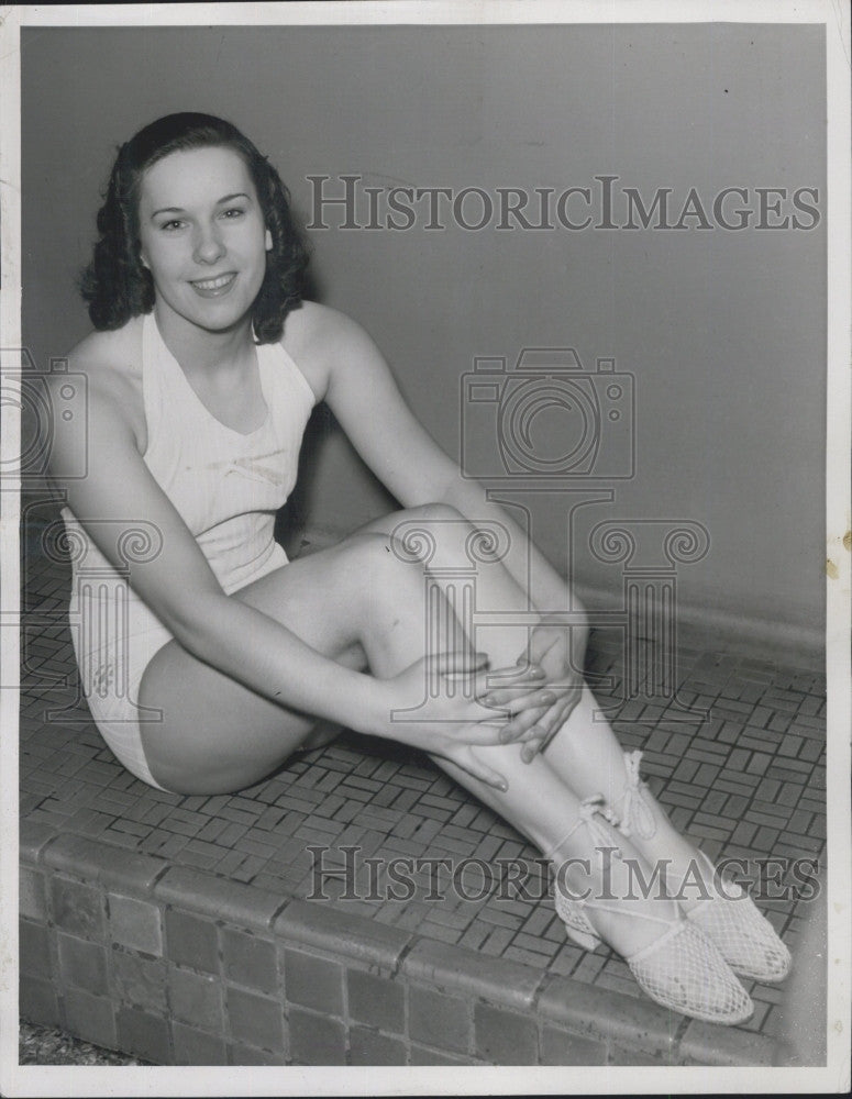 1938 Press Photo Halina Tomski, AAU record holder in swimming - Historic Images