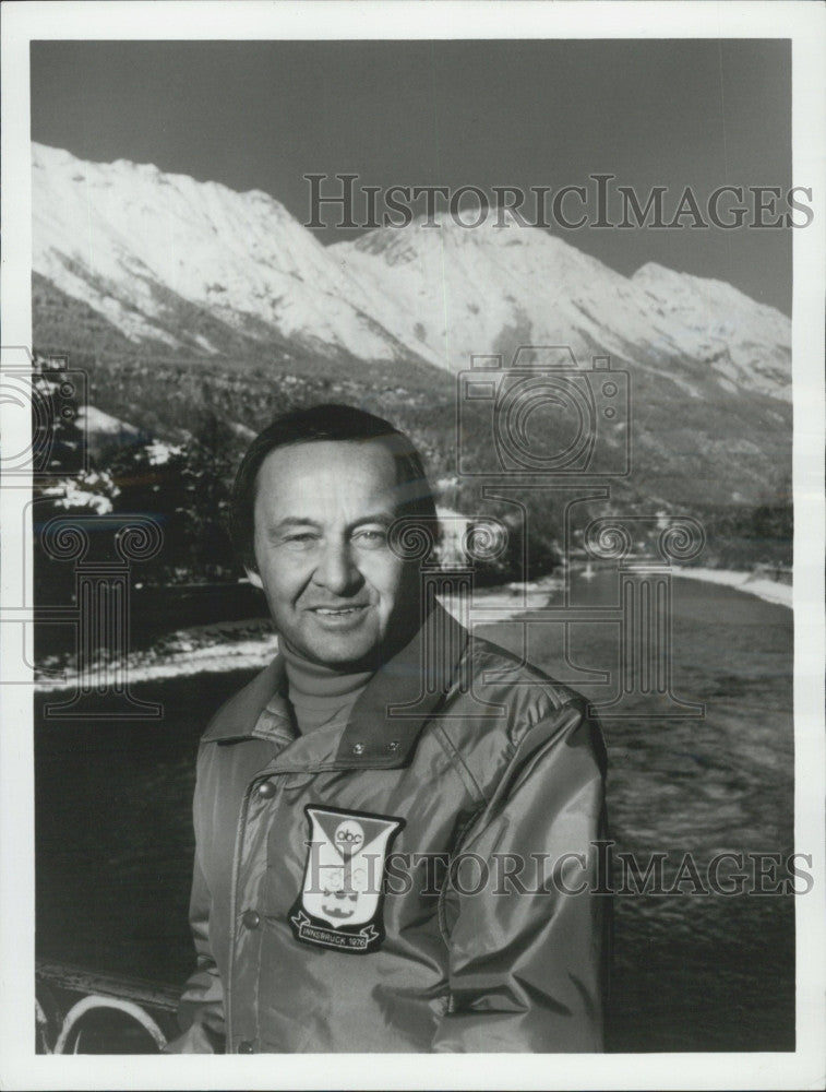 1976 Press Photo  Jim McKay hosts "ABC Winter Olympic coverage" - Historic Images
