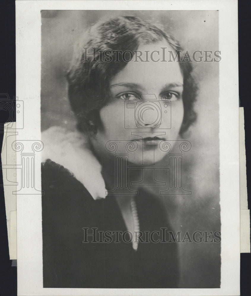 1929 Press Photo Mrs A W Jones nee Esther Gardner wife of tennis star - Historic Images