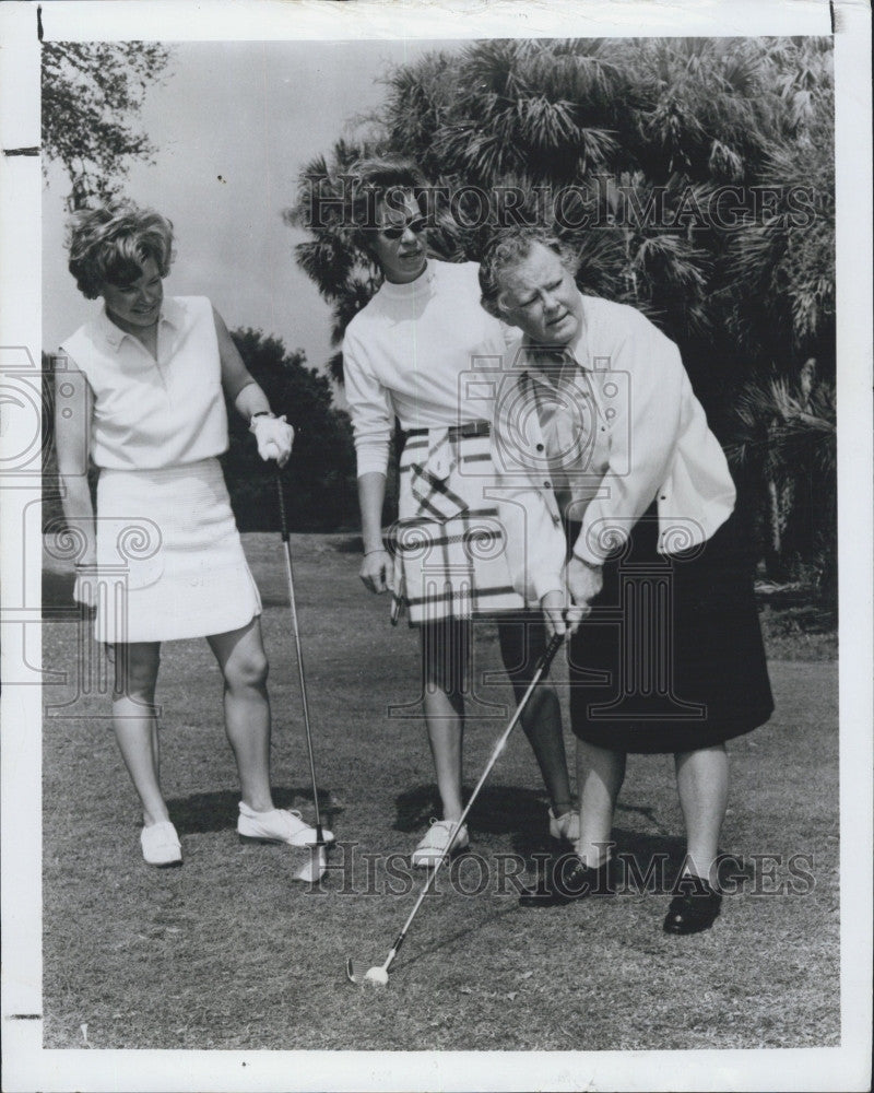 1971 Press Photo LPGA hall of famer Patty Berg at Lehigh Acres Country Club - Historic Images